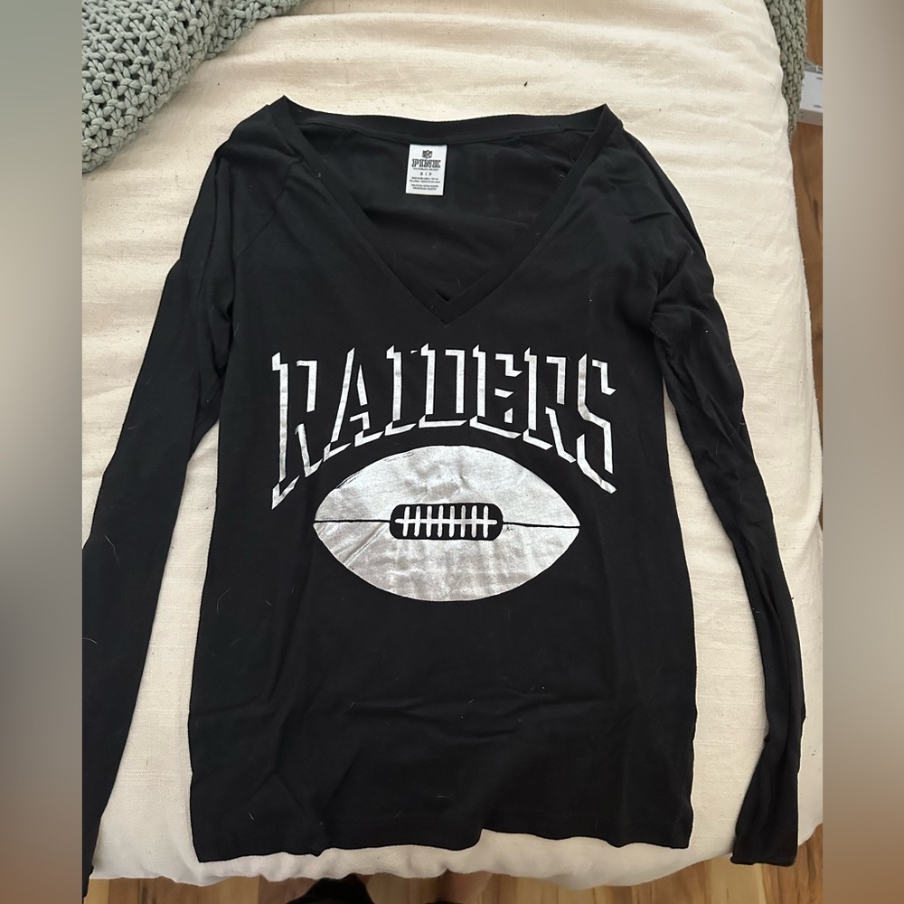 VS RAIDERS LONG SLEEVE NFL COLLECTION